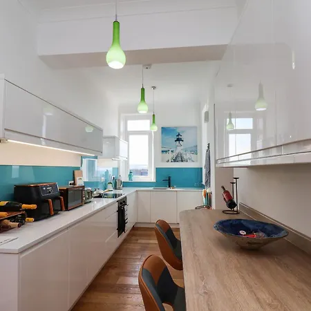 Apartment 26 Metropole Towers Whitby