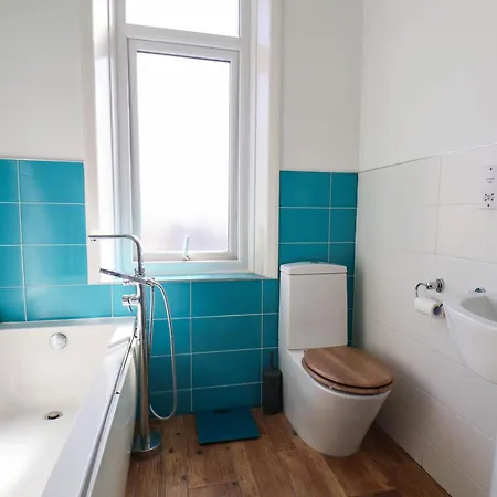 Apartment 26 Metropole Towers