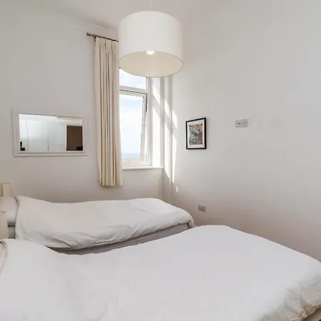 Apartment 26 Metropole Towers Whitby