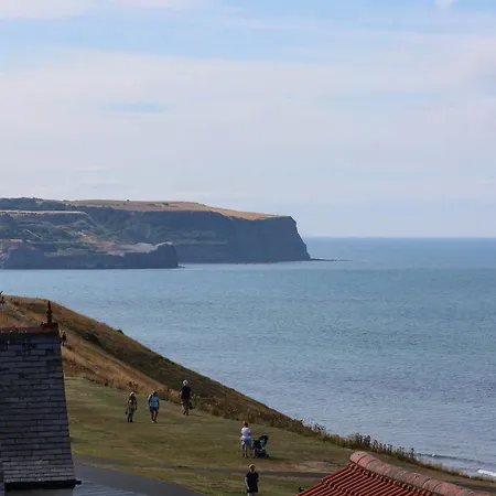 26 Metropole Towers Whitby